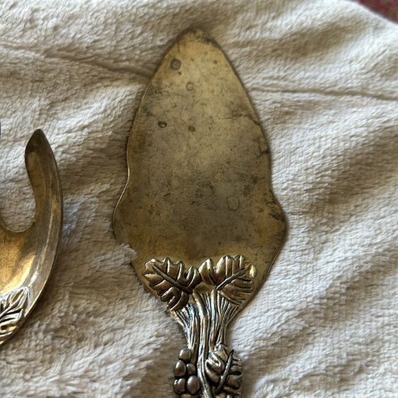 Set of 3 Vintage Silver Plate Vineyard Grape Leaves Salad Set / Spoon Fork Cake. - Picture 7 of 15